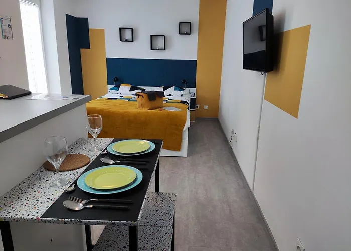 Loc's - Le 6, Calme Avec Terrasse Privative Appartement *